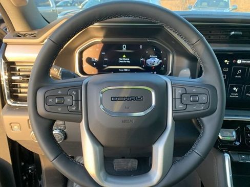 New 2026 GMC Sierra 1500 Denali w/ Denali Reserve Package AWD/4WD image 15