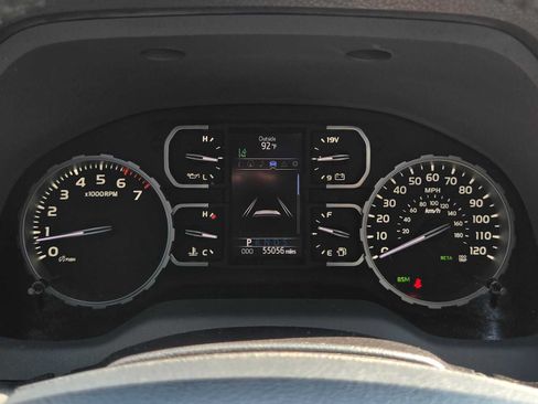Used 2019 Toyota Tundra Limited w/ Limited Premium Package AWD/4WD image 27
