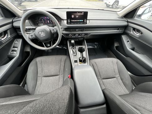 Used 2023 Honda Accord LX image 2