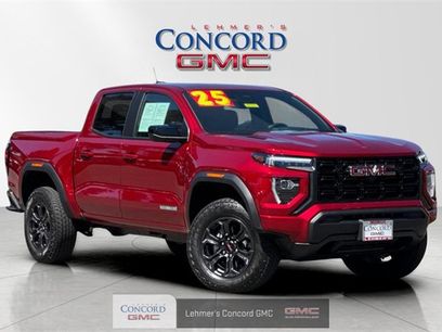 Used 2025 GMC Canyon Elevation w/ Technology Package