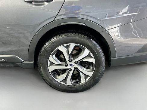 Used 2022 Subaru Outback Touring AWD/4WD image 33