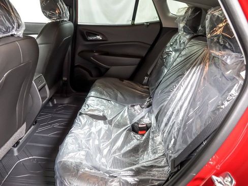 New 2026 Chevrolet Trax LT w/ Driver Confidence Package FWD image 12