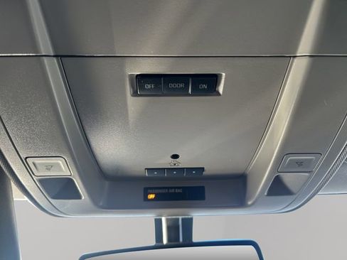 Used 2016 GMC Sierra 1500 SLT w/ SLT Premium Package image 34