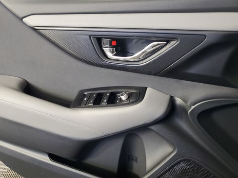 Used 2025 Subaru Outback Premium image 27