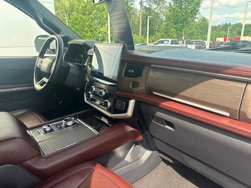Certified 2023 Ford Expedition Limited AWD/4WD image 39