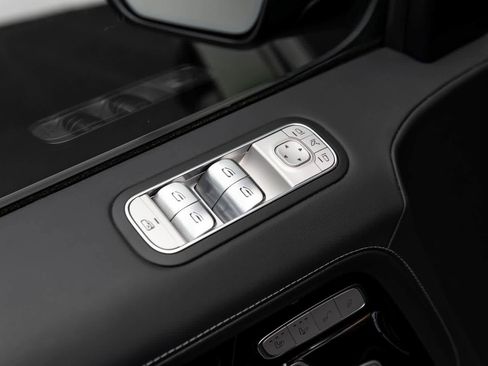 Used 2024 Mercedes-Benz G 63 AMG 4MATIC image 25