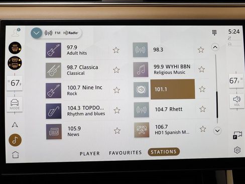 Certified 2025 Land Rover Range Rover Sport SE image 9