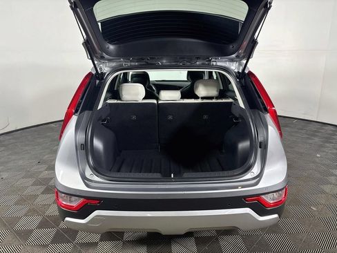 Certified 2023 Kia Niro EX FWD image 22