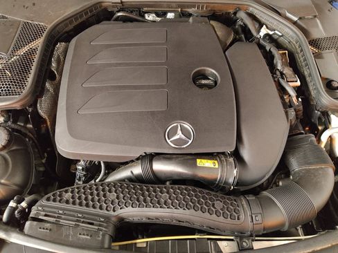 Used 2020 Mercedes-Benz C 300 4MATIC Sedan image 30