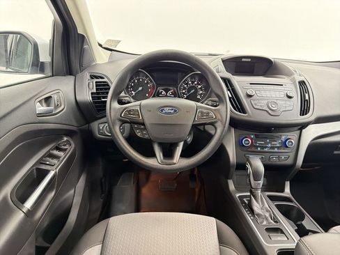 Used 2018 Ford Escape SE image 24