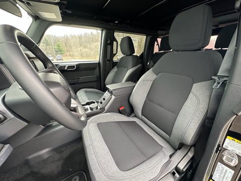 New 2025 Ford Bronco Big Bend AWD/4WD image 16