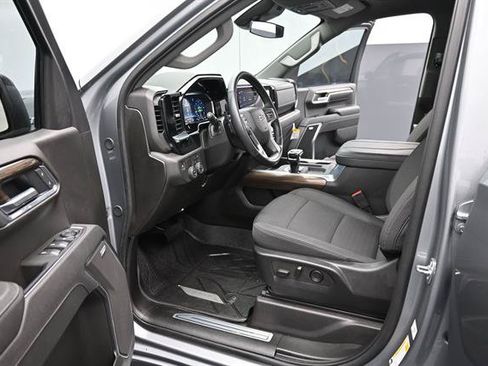 Used 2025 Chevrolet Silverado 1500 RST w/ Texas Edition Plus RWD image 10
