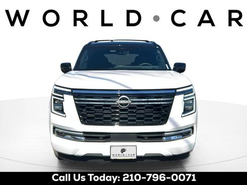 Used 2025 Nissan Armada Platinum Reserve AWD/4WD image 2