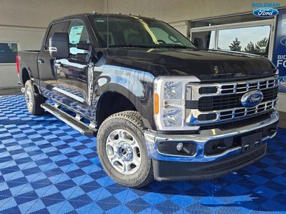 New 2026 Ford F350 XLT w/ FX4 Off-Road Package