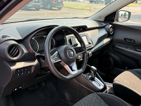 Used 2021 Nissan Kicks S FWD image 11