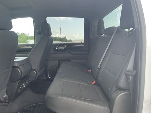 Used 2025 Chevrolet Silverado 3500 LT w/ Convenience Package AWD/4WD image 37