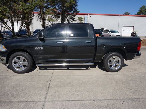 Used 2018 RAM 1500 Big Horn image 18