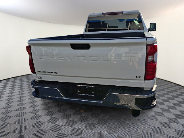 Used 2025 Chevrolet Silverado 2500 LT w/ Convenience Package AWD/4WD image 5