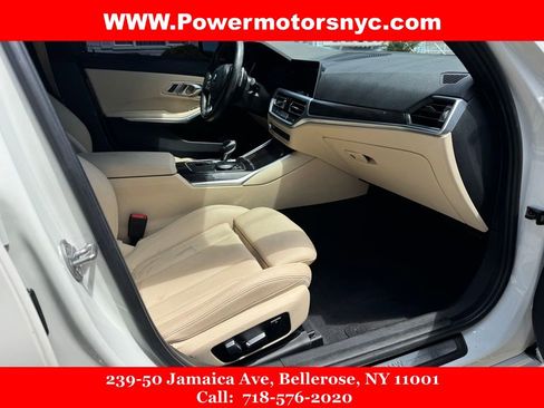 Used 2019 BMW 330i xDrive Sedan w/ Driving Assistance Package AWD/4WD image 25