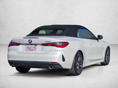 Certified 2022 BMW 430i Convertible w/ Convenience Package image 5