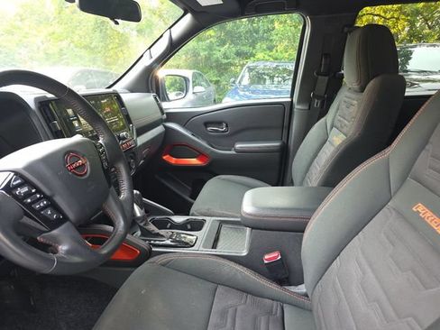 Used 2025 Nissan Frontier Pro-X RWD image 13