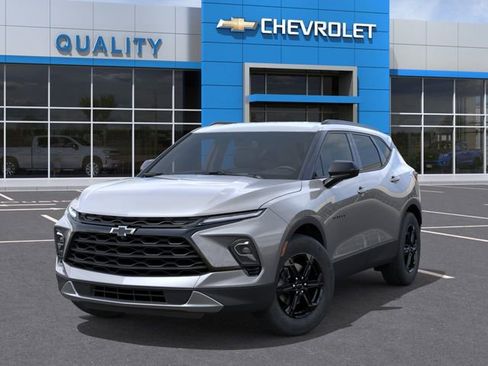 New 2026 Chevrolet Blazer LT w/ Midnight/Sport Edition FWD image 6