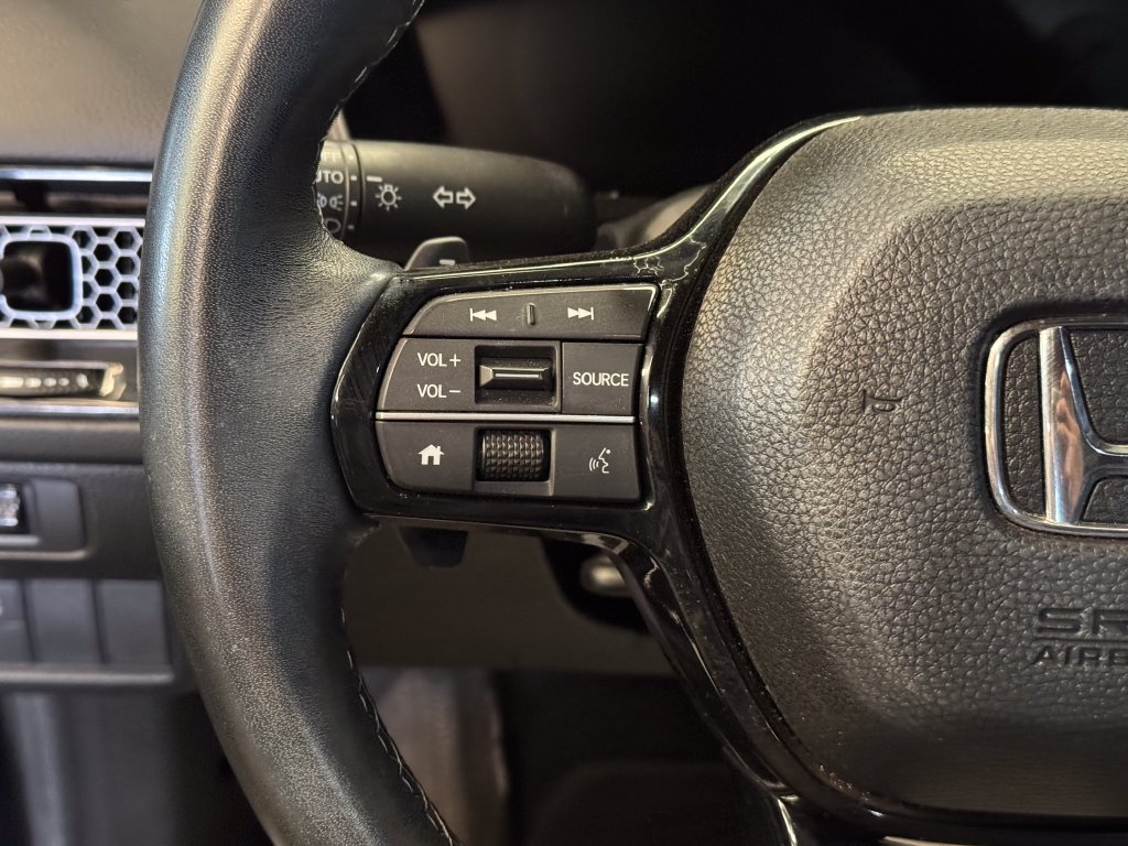 Used 2025 Honda Civic Sport image 11