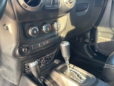 Used 2015 Jeep Wrangler Sport w/ Quick Order Package 24S image 40