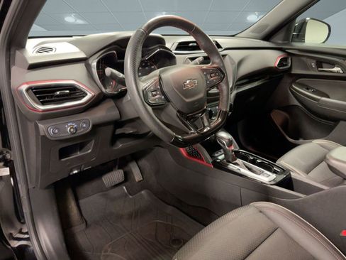 Used 2022 Chevrolet TrailBlazer RS image 4