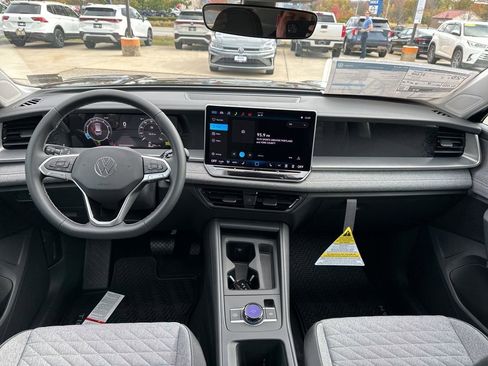 New 2026 Volkswagen Tiguan S image 12