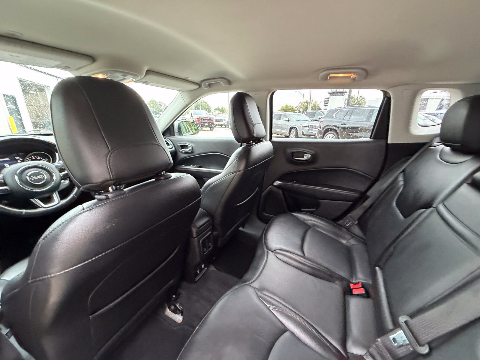Used 2019 Jeep Compass Limited FWD image 5