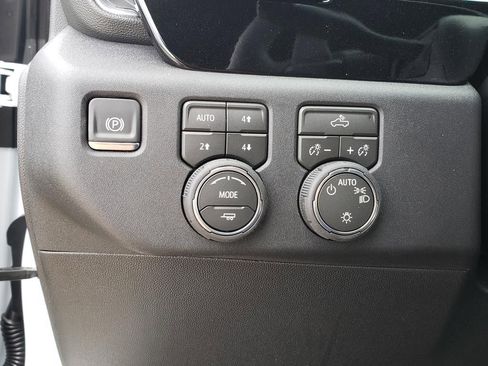 New 2026 Chevrolet Silverado 1500 LT w/ Z71 Off-Road Package image 26