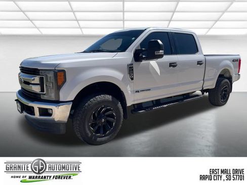 Used 2018 Ford F250 XLT w/ XLT Value Package AWD/4WD image 1