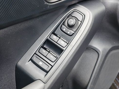 Used 2024 Subaru Crosstrek 2.0i AWD/4WD image 21