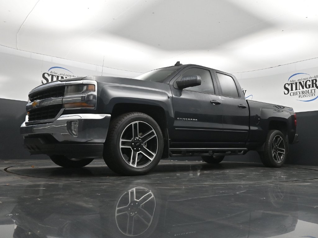 Used 2018 Chevrolet Silverado 1500 LT w/ All Star Edition RWD image 28