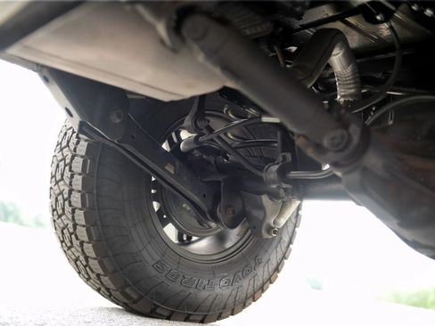 Used 2004 Jeep Wrangler 4WD w/ 30" Tire & Wheel Group image 59