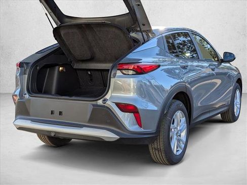 New 2026 Buick Envista Preferred FWD image 2