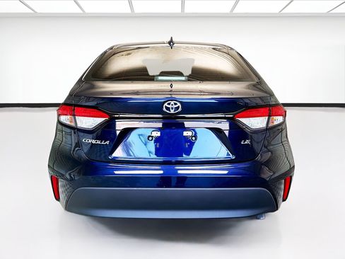 Used 2024 Toyota Corolla LE FWD image 5