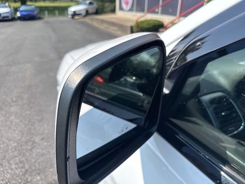 Used 2020 Jeep Grand Cherokee Altitude image 16