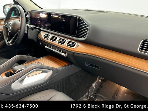 Certified 2025 Mercedes-Benz GLE 350 4MATIC image 24