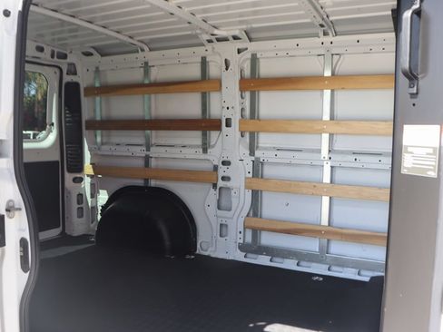 Used 2025 RAM ProMaster 2500 w/ U-Haul Equipment Group FWD image 14