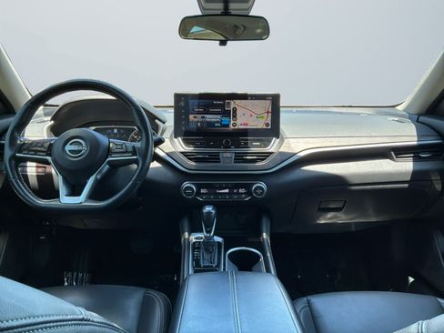 Used 2023 Nissan Altima 2.5 SL FWD image 10