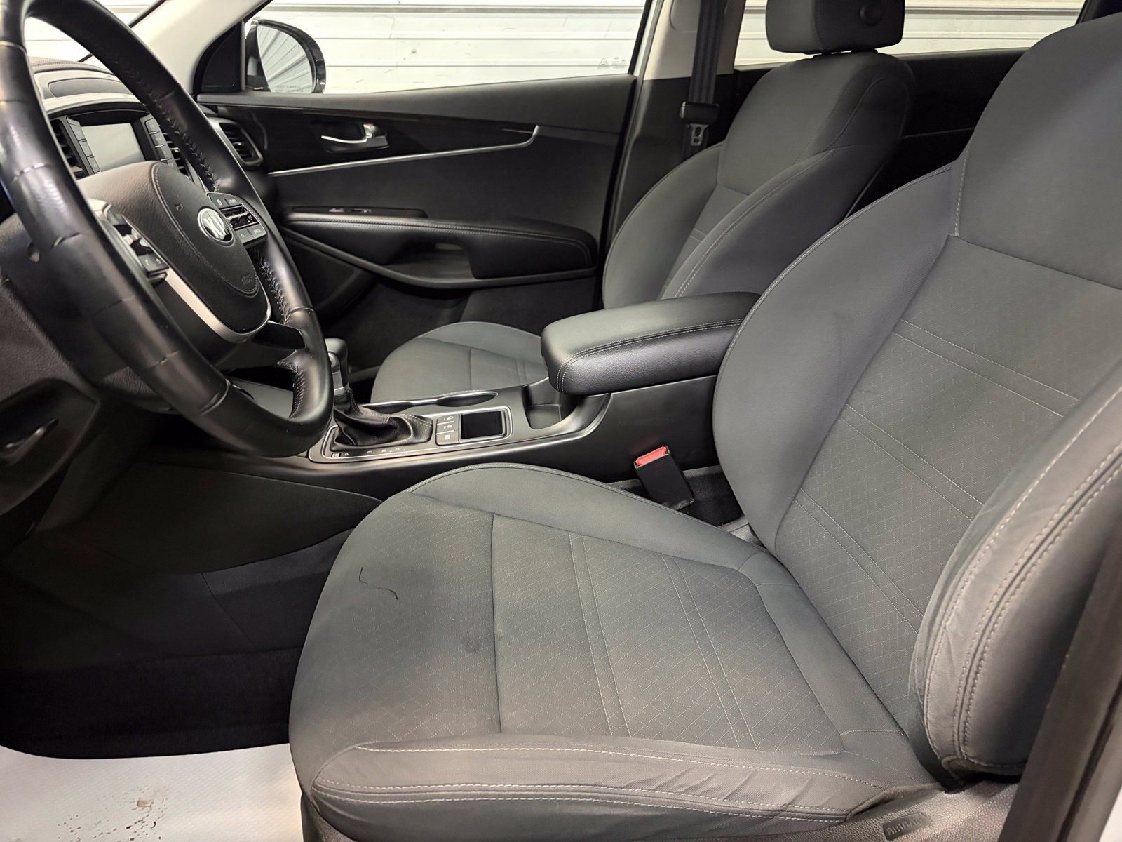 Used 2020 Kia Sorento LX w/ LX I4 Convenience Package AWD/4WD image 10
