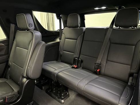 Used 2024 Chevrolet Tahoe Premier AWD/4WD image 27