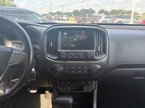 Used 2015 GMC Canyon SLE w/ All-Terrain Package AWD/4WD image 20