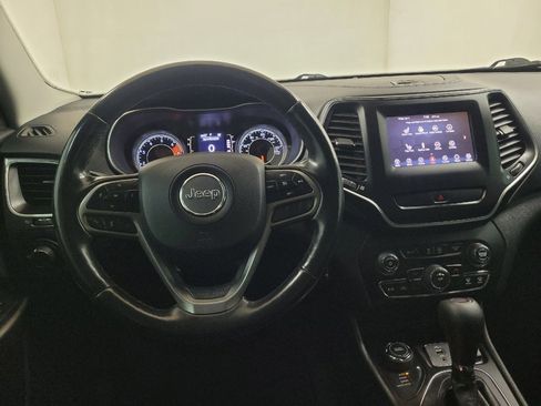 Used 2020 Jeep Cherokee Latitude w/ Cold Weather Group AWD/4WD image 22