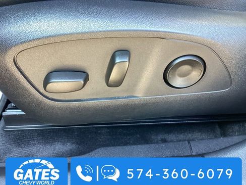 Used 2025 Chevrolet Blazer EV LT image 18