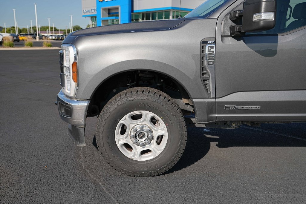 Used 2025 Ford F250 XLT AWD/4WD image 12