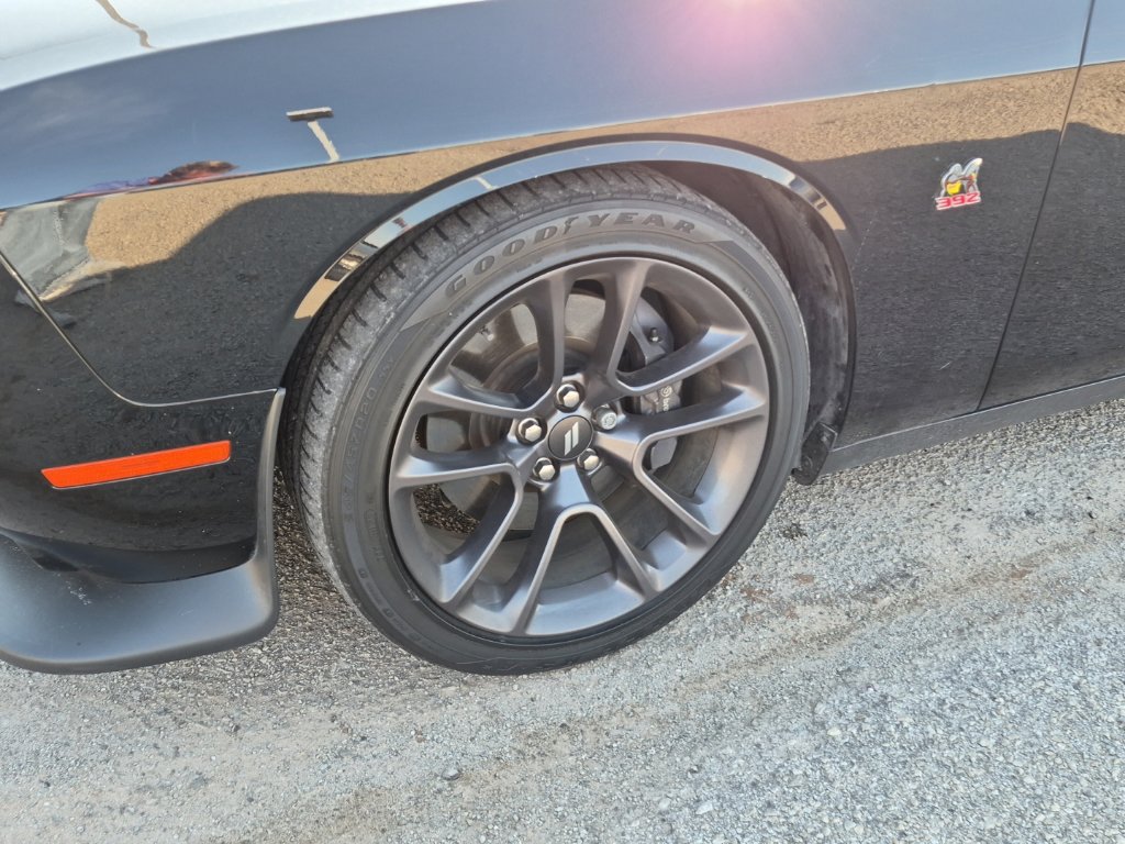 Used 2023 Dodge Challenger R/T Scat Pack w/ Plus Package RWD image 9