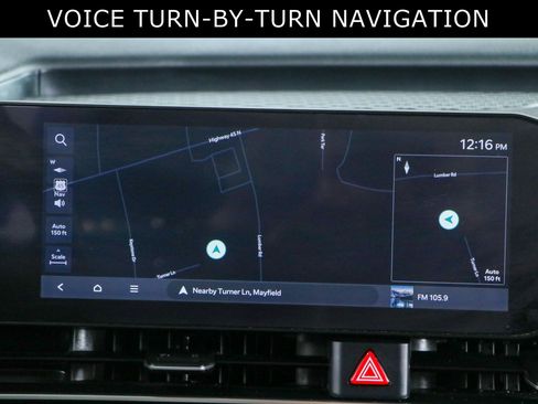 Used 2025 Kia Carnival FWD image 18